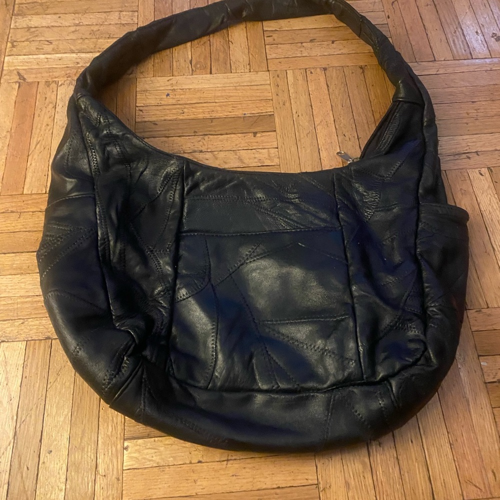 Vintage real Black Leather lined Shoulder Bag
